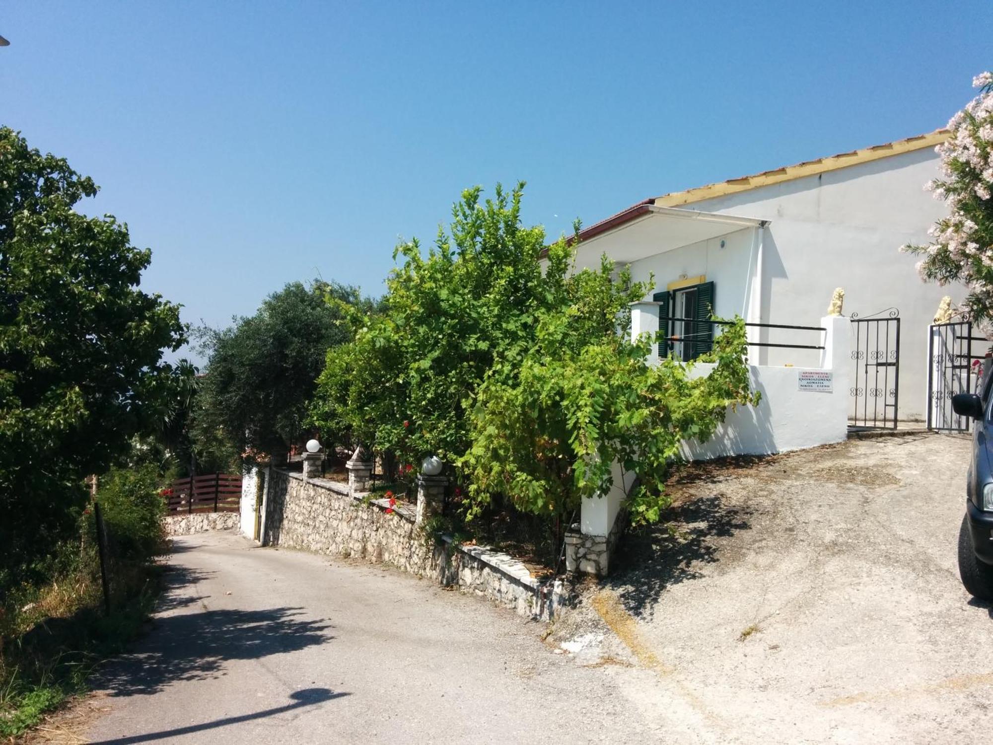 Nikos - Eleni Apartman Barbáti Kültér fotó